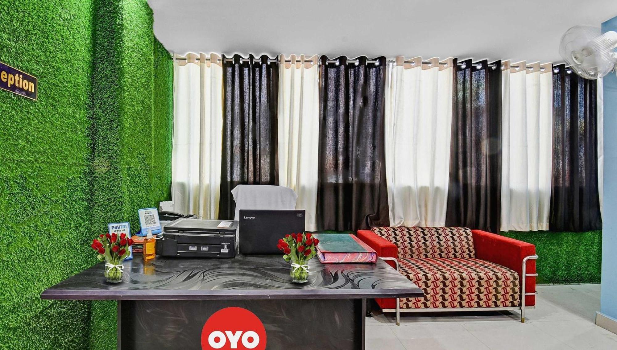 Hotel O Lotus Inn Danapur Bagian luar foto